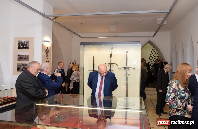 Zdjęcie w galerii na portalu naszraciborz.pl: W Muzeum można oglądać nową, stałą wystawę militariów wiadomości z regionu