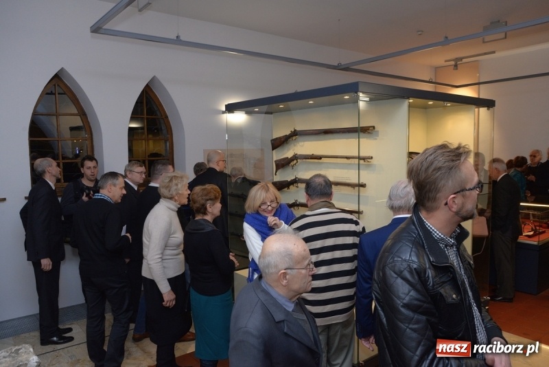 Zdjęcie w galerii na portalu naszraciborz.pl: W Muzeum można oglądać nową, stałą wystawę militariów wiadomości z regionu