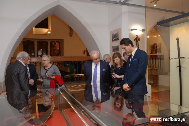 Zdjęcie w galerii na portalu naszraciborz.pl: W Muzeum można oglądać nową, stałą wystawę militariów wiadomości z regionu