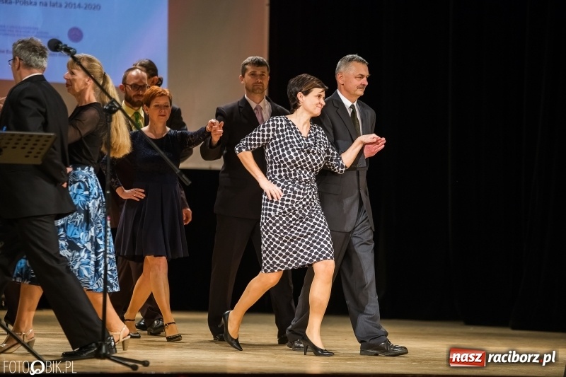 Zdjęcie w galerii na portalu naszraciborz.pl: Podsumowanie projektu Taniec bez granic w Raciborskim Centrum Kultury wiadomości z regionu