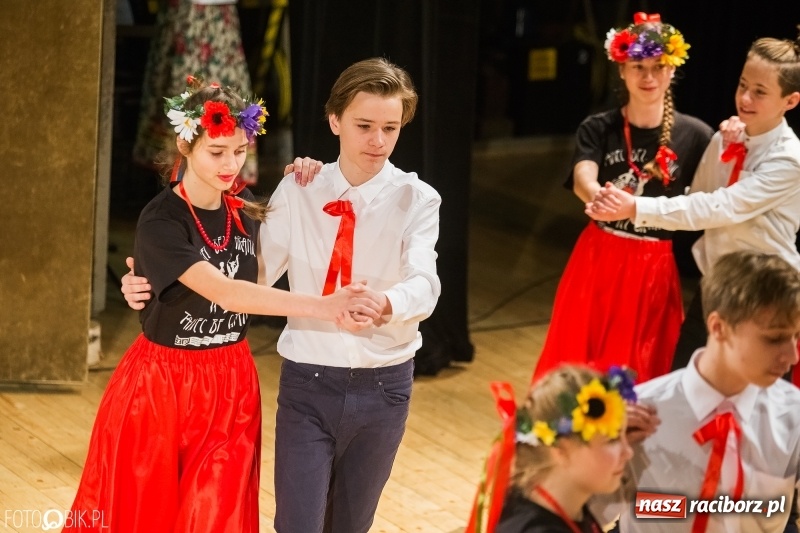 Zdjęcie w galerii na portalu naszraciborz.pl: Podsumowanie projektu Taniec bez granic w Raciborskim Centrum Kultury wiadomości z regionu