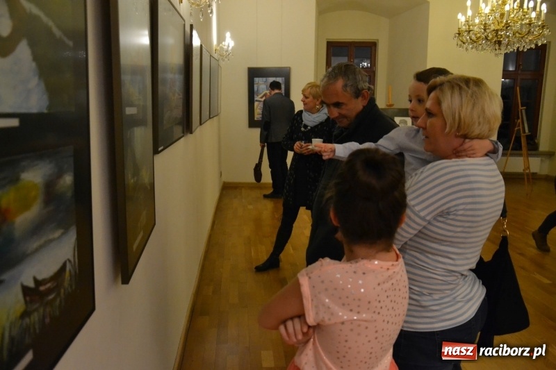 Zdjęcie w galerii na portalu naszraciborz.pl: ZNANE i NIE ZNANE – wernisaż wystawy na Zamku Piastowskim  wiadomości z regionu