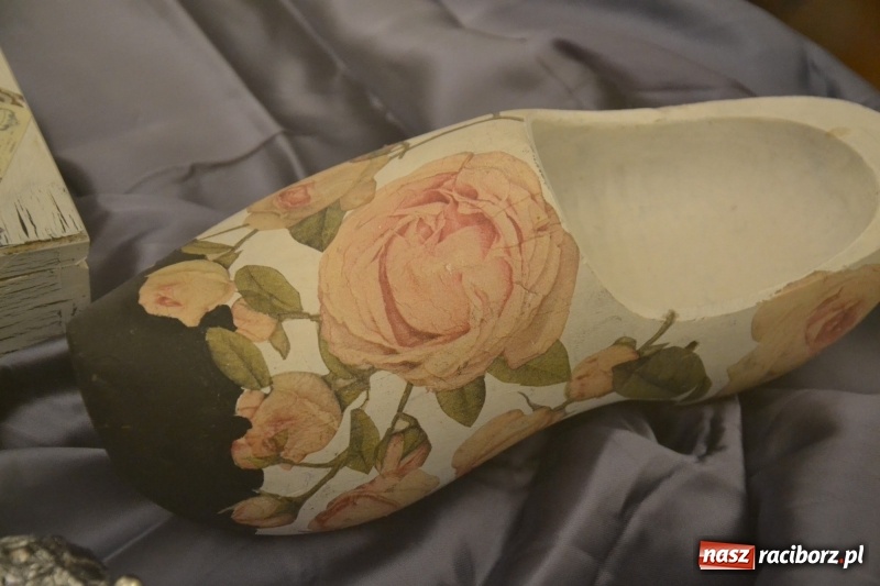 Zdjęcie w galerii na portalu naszraciborz.pl: ZNANE i NIE ZNANE – wernisaż wystawy na Zamku Piastowskim  wiadomości z regionu