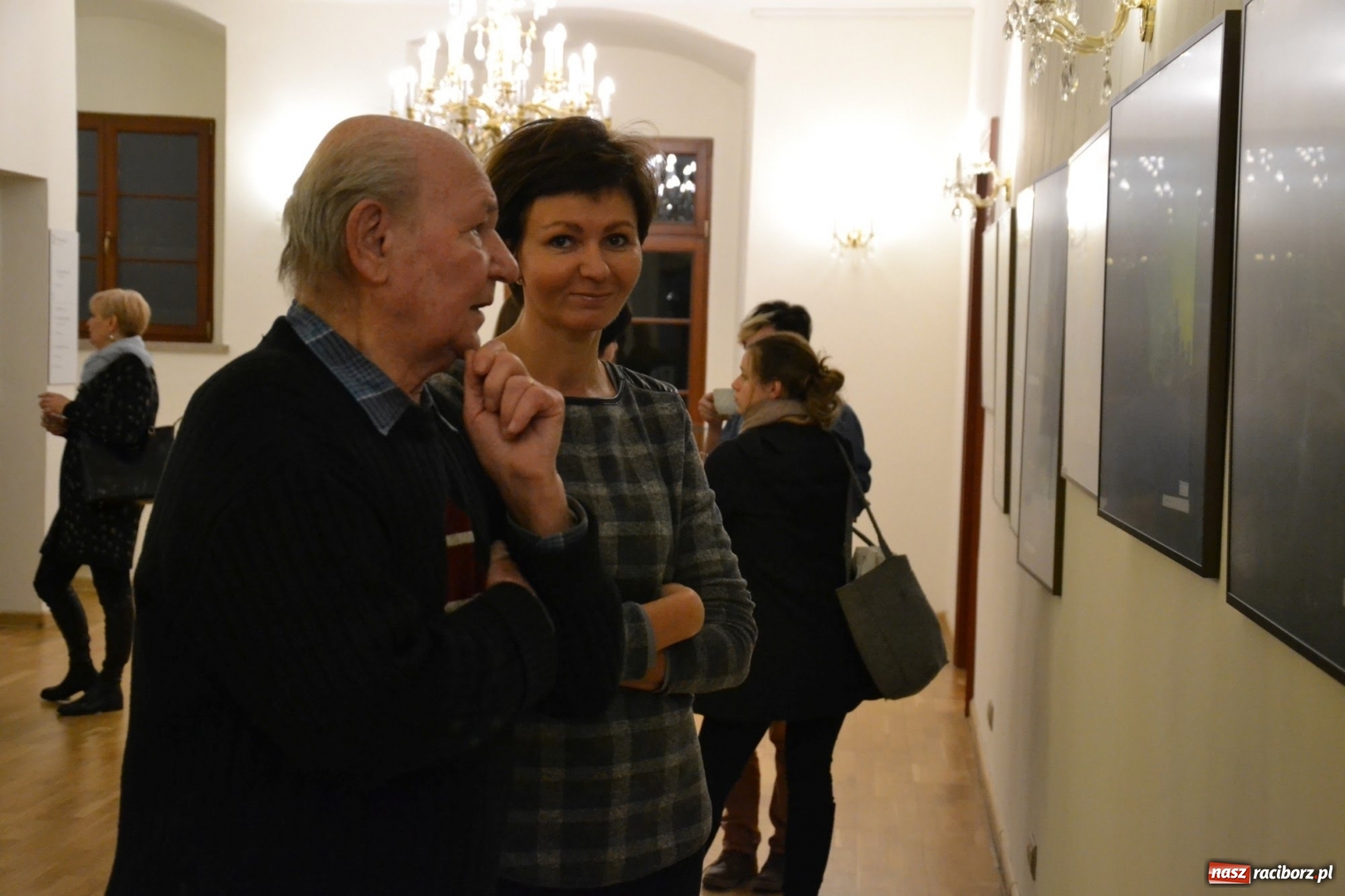 Zdjęcie w galerii na portalu naszraciborz.pl: ZNANE i NIE ZNANE – wernisaż wystawy na Zamku Piastowskim  wiadomości z regionu