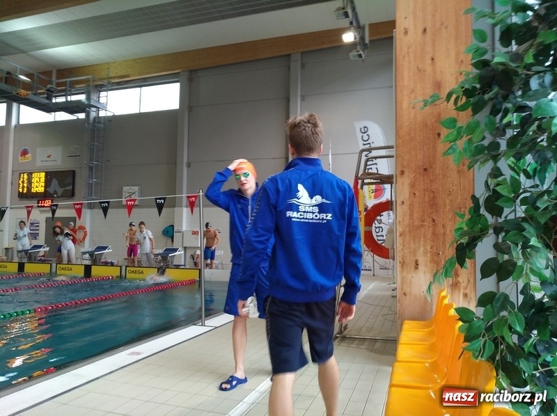 Zdjęcie w galerii na portalu naszraciborz.pl: Pływanie. Medalowe żniwo pływaków Szkoły Mistrzostwa Sportowego wiadomości z regionu