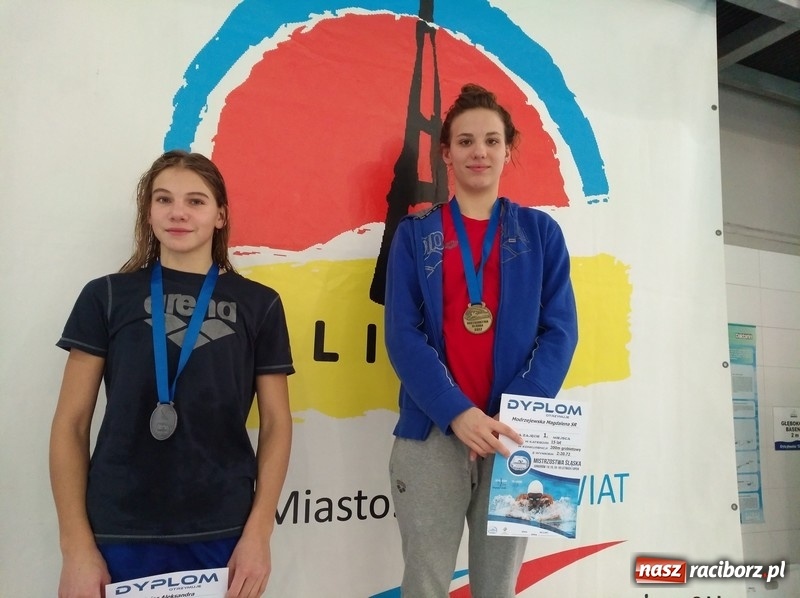 Zdjęcie w galerii na portalu naszraciborz.pl: Pływanie. Medalowe żniwo pływaków Szkoły Mistrzostwa Sportowego wiadomości z regionu