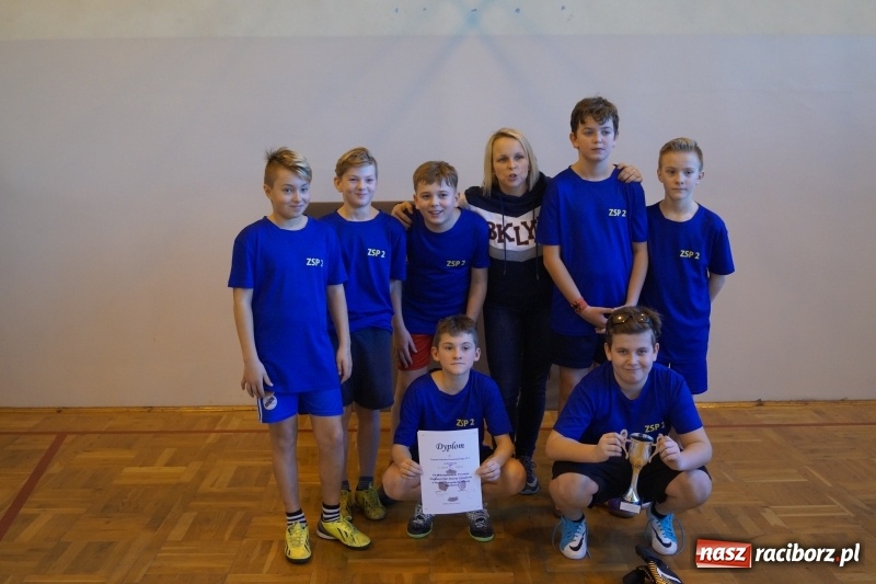 Zdjęcie w galerii na portalu naszraciborz.pl: XV Mikołajkowy turniej w Markowicach wiadomości z regionu