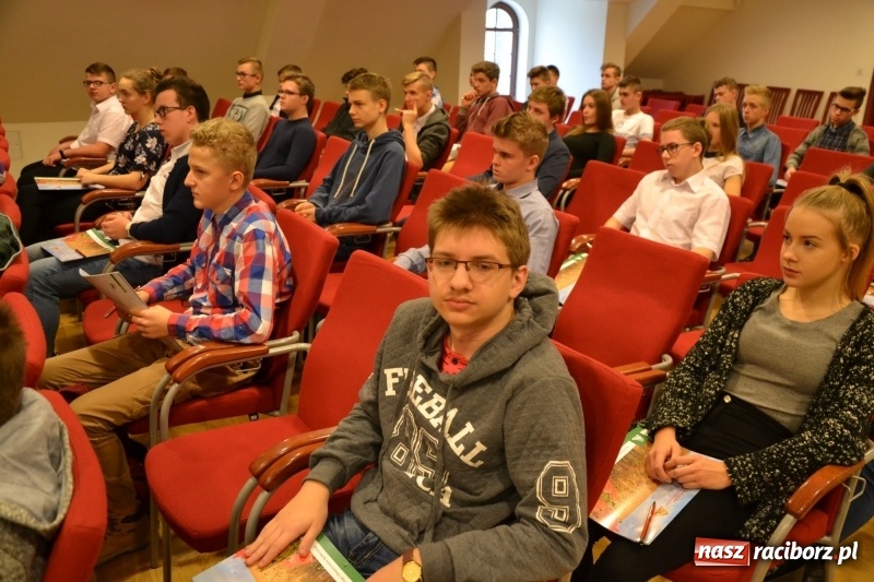 Zdjęcie w galerii na portalu naszraciborz.pl: Jubileuszowa X edycja powiatowego konkursu Bezpieczne Rolnictwo Powiatu Raciborskiego za nami wiadomości z regionu