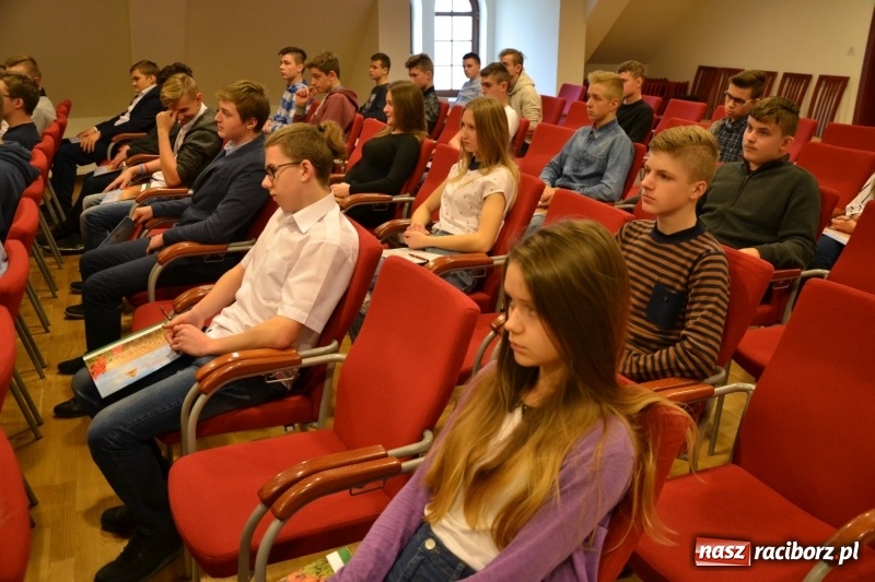 Zdjęcie w galerii na portalu naszraciborz.pl: Jubileuszowa X edycja powiatowego konkursu Bezpieczne Rolnictwo Powiatu Raciborskiego za nami wiadomości z regionu