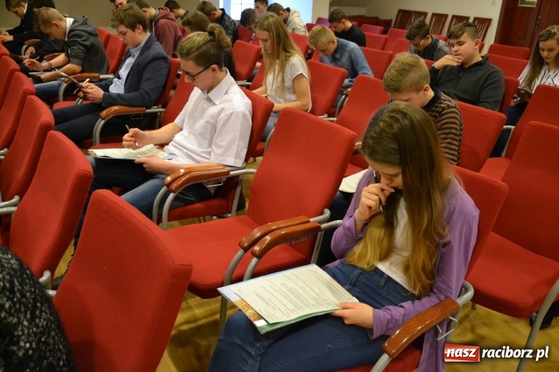 Zdjęcie w galerii na portalu naszraciborz.pl: Jubileuszowa X edycja powiatowego konkursu Bezpieczne Rolnictwo Powiatu Raciborskiego za nami wiadomości z regionu