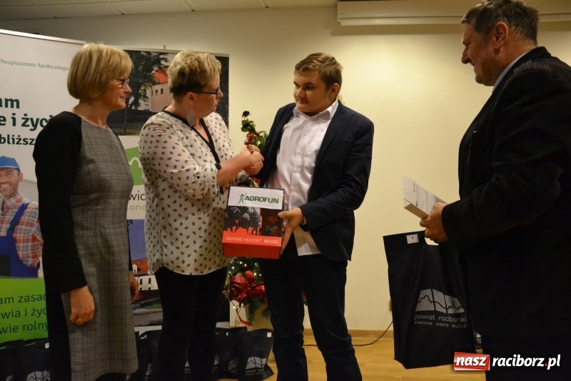 Zdjęcie w galerii na portalu naszraciborz.pl: Jubileuszowa X edycja powiatowego konkursu Bezpieczne Rolnictwo Powiatu Raciborskiego za nami wiadomości z regionu