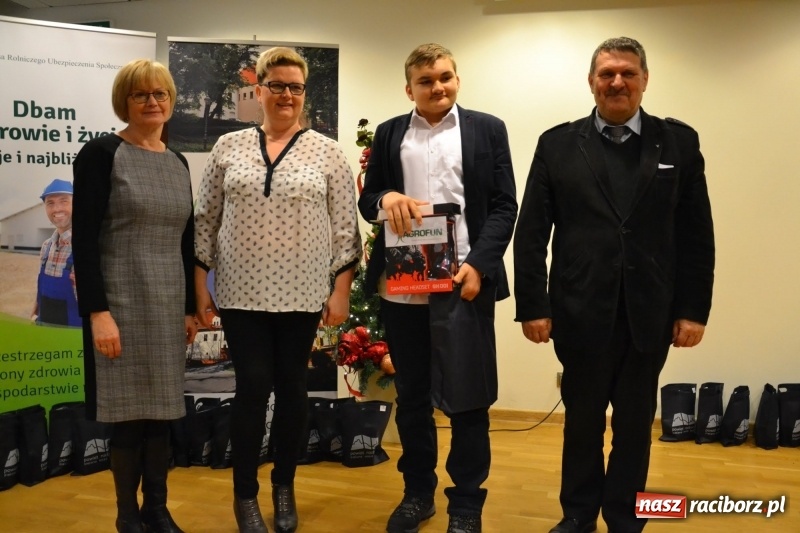 Zdjęcie w galerii na portalu naszraciborz.pl: Jubileuszowa X edycja powiatowego konkursu Bezpieczne Rolnictwo Powiatu Raciborskiego za nami wiadomości z regionu