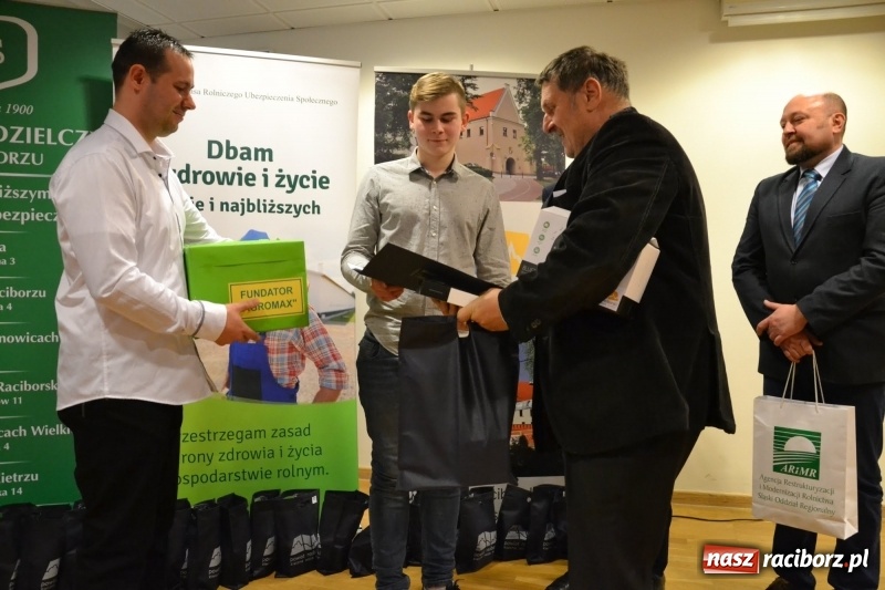 Zdjęcie w galerii na portalu naszraciborz.pl: Jubileuszowa X edycja powiatowego konkursu Bezpieczne Rolnictwo Powiatu Raciborskiego za nami wiadomości z regionu