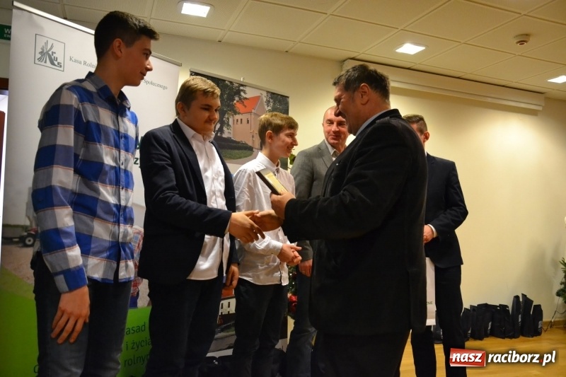 Zdjęcie w galerii na portalu naszraciborz.pl: Jubileuszowa X edycja powiatowego konkursu Bezpieczne Rolnictwo Powiatu Raciborskiego za nami wiadomości z regionu