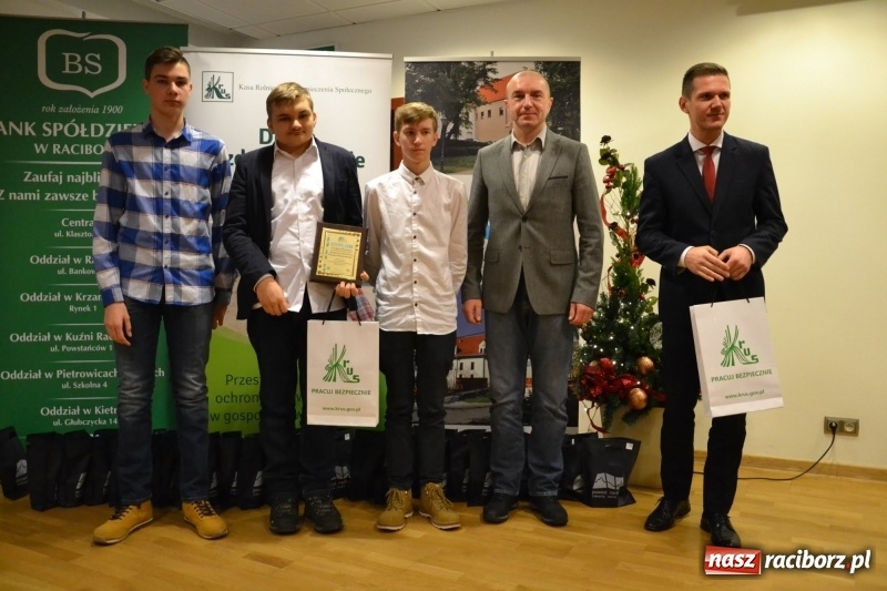 Zdjęcie w galerii na portalu naszraciborz.pl: Jubileuszowa X edycja powiatowego konkursu Bezpieczne Rolnictwo Powiatu Raciborskiego za nami wiadomości z regionu