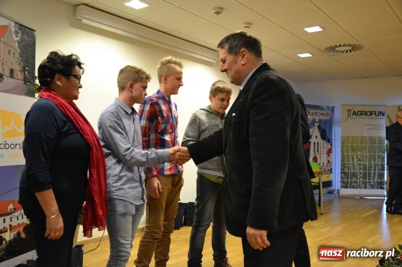 Zdjęcie w galerii na portalu naszraciborz.pl: Jubileuszowa X edycja powiatowego konkursu Bezpieczne Rolnictwo Powiatu Raciborskiego za nami wiadomości z regionu