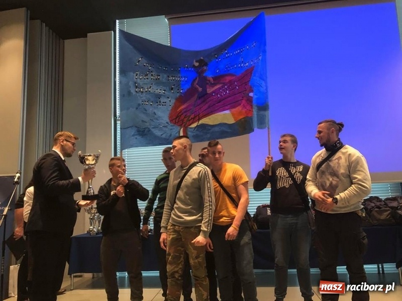 Zdjęcie w galerii na portalu naszraciborz.pl: Wychowankowie raciborskiego poprawczaka zwycięzcami zawodów w ramach akcji Sport przeciw agresji wiadomości z regionu