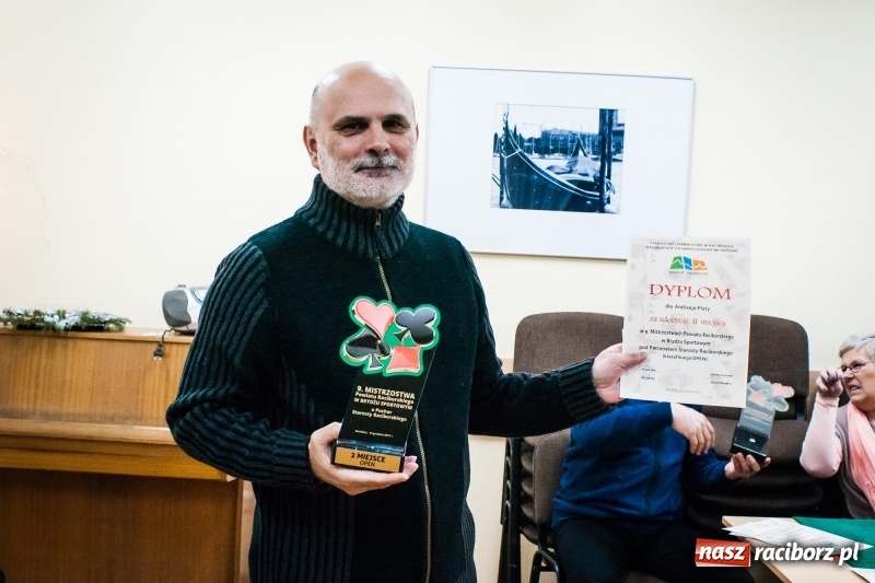 Zdjęcie w galerii na portalu naszraciborz.pl: Andrzej Duda zwycięzcą IX edycji Mistrzostw Powiatu w Brydżu Sportowym wiadomości z regionu