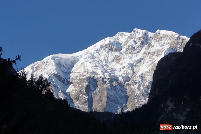 Zdjęcie w galerii na portalu naszraciborz.pl: Chulu Far East 6059 m n.p.m. oraz treking wokół Annapurny wiadomości z regionu