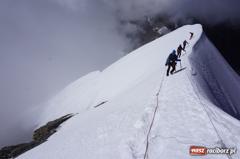 Zdjęcie w galerii na portalu naszraciborz.pl: Chulu Far East 6059 m n.p.m. oraz treking wokół Annapurny wiadomości z regionu
