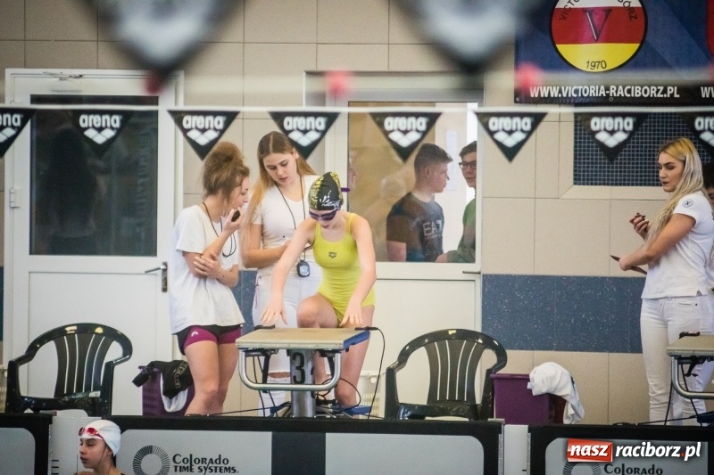 Zdjęcie w galerii na portalu naszraciborz.pl: Pływanie. Zimowe Mistrzostwa Juniorów 12-letnich w ZSOMS wiadomości z regionu
