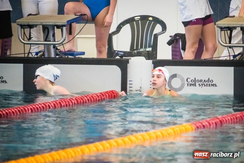 Zdjęcie w galerii na portalu naszraciborz.pl: Pływanie. Zimowe Mistrzostwa Juniorów 12-letnich w ZSOMS wiadomości z regionu