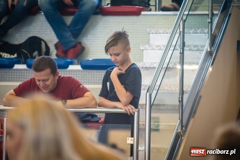 Zdjęcie w galerii na portalu naszraciborz.pl: Pływanie. Zimowe Mistrzostwa Juniorów 12-letnich w ZSOMS wiadomości z regionu