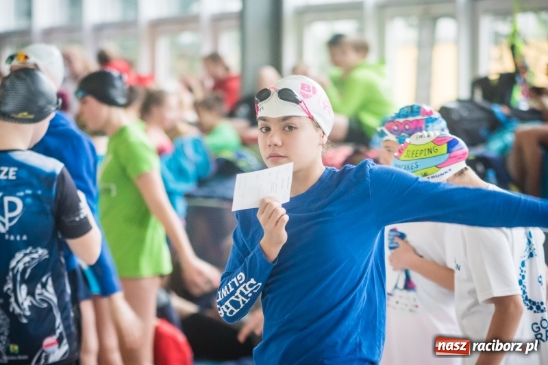 Zdjęcie w galerii na portalu naszraciborz.pl: Pływanie. Zimowe Mistrzostwa Juniorów 12-letnich w ZSOMS wiadomości z regionu