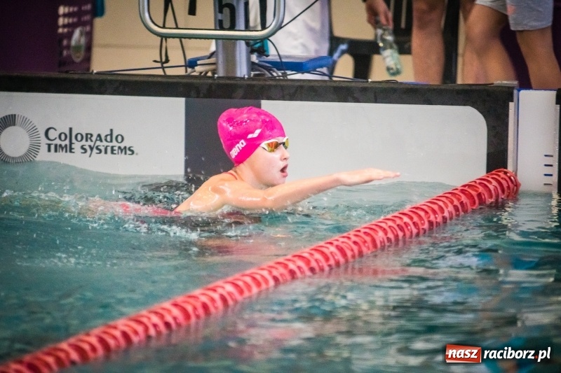 Zdjęcie w galerii na portalu naszraciborz.pl: Pływanie. Zimowe Mistrzostwa Juniorów 12-letnich w ZSOMS wiadomości z regionu