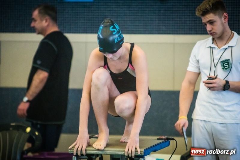 Zdjęcie w galerii na portalu naszraciborz.pl: Pływanie. Zimowe Mistrzostwa Juniorów 12-letnich w ZSOMS wiadomości z regionu