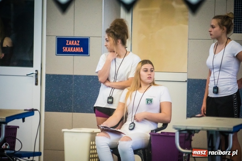 Zdjęcie w galerii na portalu naszraciborz.pl: Pływanie. Zimowe Mistrzostwa Juniorów 12-letnich w ZSOMS wiadomości z regionu