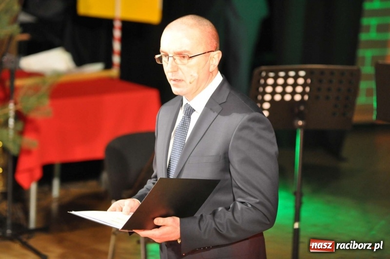 Zdjęcie w galerii na portalu naszraciborz.pl: Gwiazdka Serc - pełen zapis wideo z koncertu wiadomości z regionu