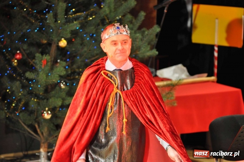 Zdjęcie w galerii na portalu naszraciborz.pl: Gwiazdka Serc - pełen zapis wideo z koncertu wiadomości z regionu