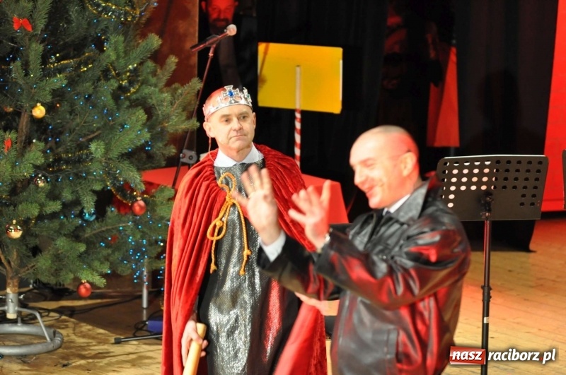 Zdjęcie w galerii na portalu naszraciborz.pl: Gwiazdka Serc - pełen zapis wideo z koncertu wiadomości z regionu