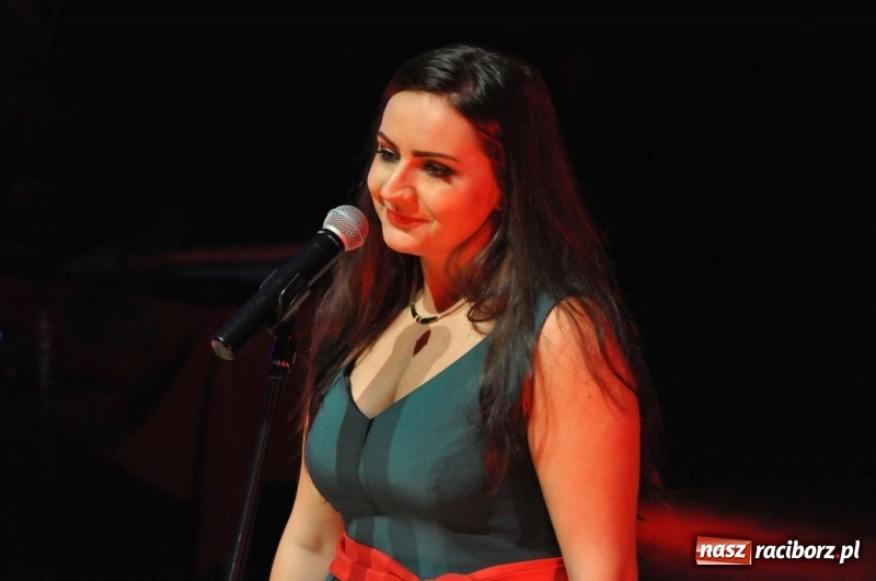 Zdjęcie w galerii na portalu naszraciborz.pl: Gwiazdka Serc - pełen zapis wideo z koncertu wiadomości z regionu