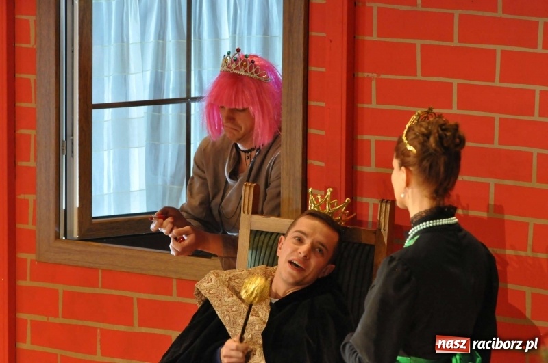 Zdjęcie w galerii na portalu naszraciborz.pl: Gwiazdka Serc - pełen zapis wideo z koncertu wiadomości z regionu