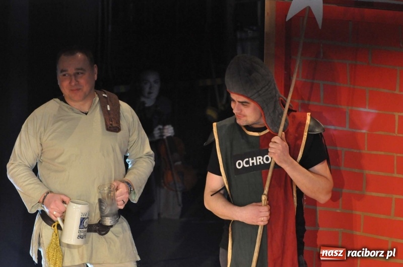 Zdjęcie w galerii na portalu naszraciborz.pl: Gwiazdka Serc - pełen zapis wideo z koncertu wiadomości z regionu