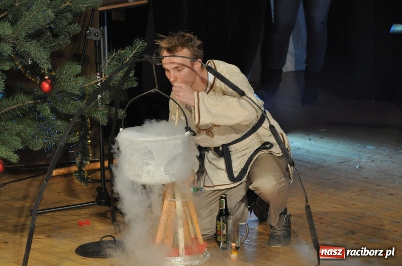 Zdjęcie w galerii na portalu naszraciborz.pl: Gwiazdka Serc - pełen zapis wideo z koncertu wiadomości z regionu