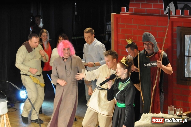 Zdjęcie w galerii na portalu naszraciborz.pl: Gwiazdka Serc - pełen zapis wideo z koncertu wiadomości z regionu