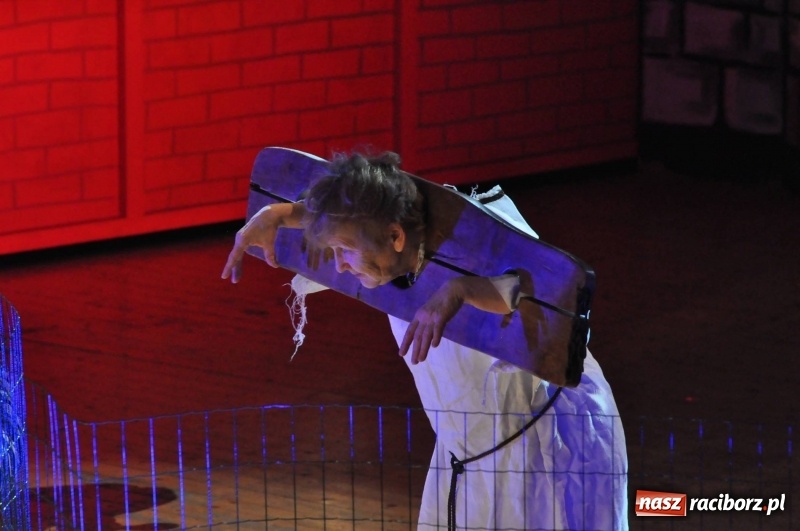 Zdjęcie w galerii na portalu naszraciborz.pl: Gwiazdka Serc - pełen zapis wideo z koncertu wiadomości z regionu