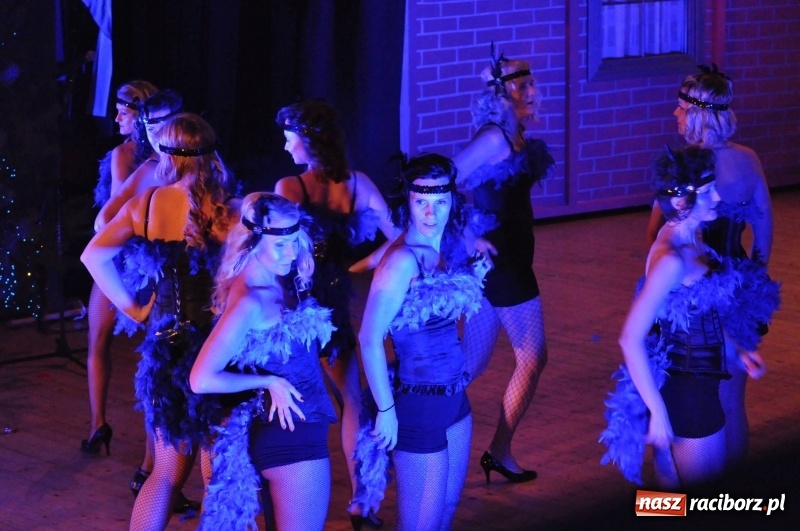 Zdjęcie w galerii na portalu naszraciborz.pl: Gwiazdka Serc - pełen zapis wideo z koncertu wiadomości z regionu