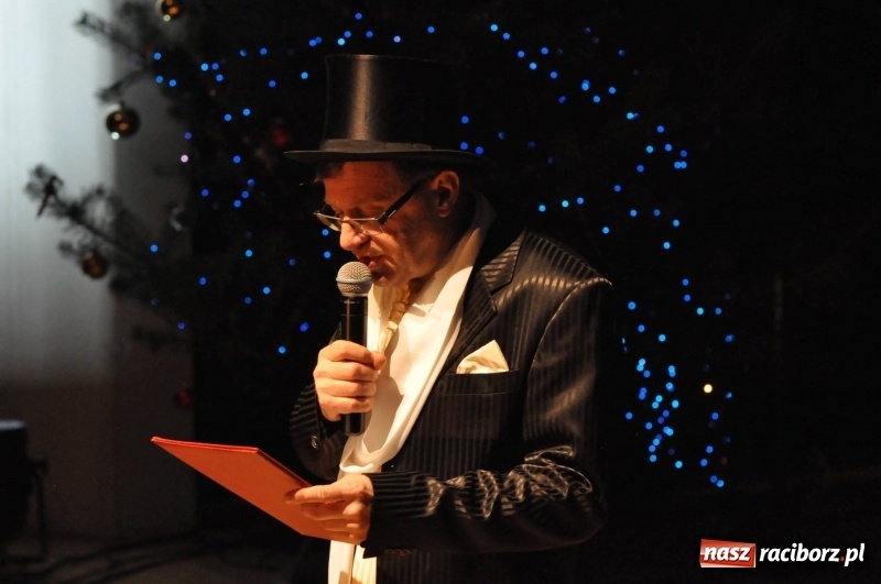 Zdjęcie w galerii na portalu naszraciborz.pl: Gwiazdka Serc - pełen zapis wideo z koncertu wiadomości z regionu