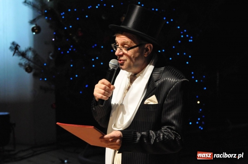 Zdjęcie w galerii na portalu naszraciborz.pl: Gwiazdka Serc - pełen zapis wideo z koncertu wiadomości z regionu