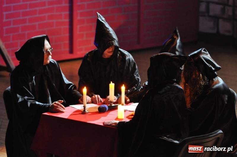 Zdjęcie w galerii na portalu naszraciborz.pl: Gwiazdka Serc - pełen zapis wideo z koncertu wiadomości z regionu