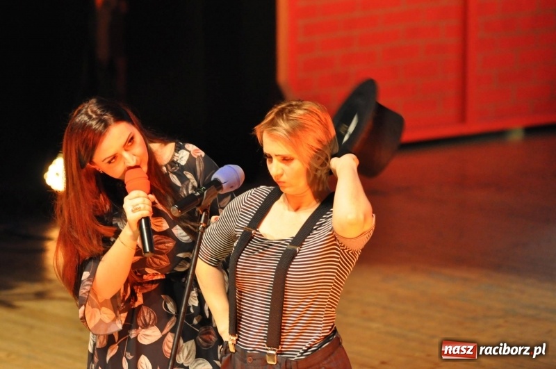 Zdjęcie w galerii na portalu naszraciborz.pl: Gwiazdka Serc - pełen zapis wideo z koncertu wiadomości z regionu
