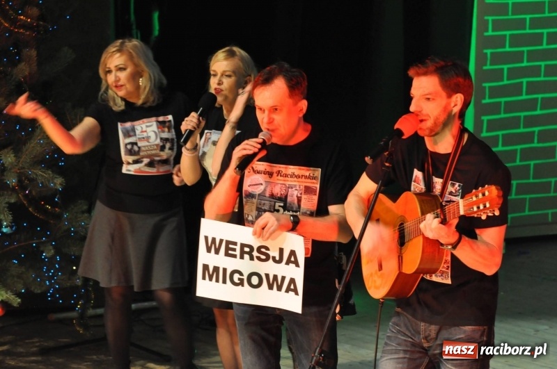 Zdjęcie w galerii na portalu naszraciborz.pl: Gwiazdka Serc - pełen zapis wideo z koncertu wiadomości z regionu