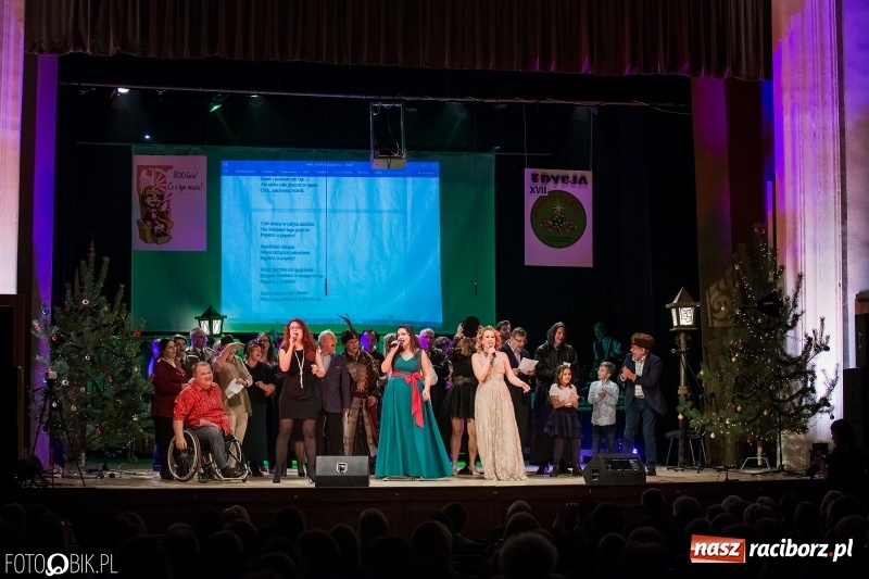 Zdjęcie w galerii na portalu naszraciborz.pl: 800-lecie! Co o nim wiecie? XVII Gwiazdka Serc za nami FOTOREPORTAŻ i WIDEO wiadomości z regionu