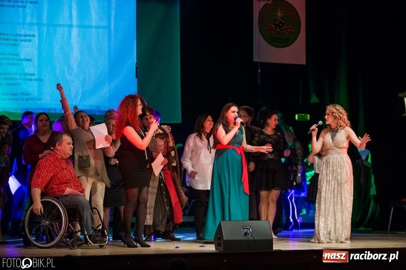 Zdjęcie w galerii na portalu naszraciborz.pl: 800-lecie! Co o nim wiecie? XVII Gwiazdka Serc za nami FOTOREPORTAŻ i WIDEO wiadomości z regionu