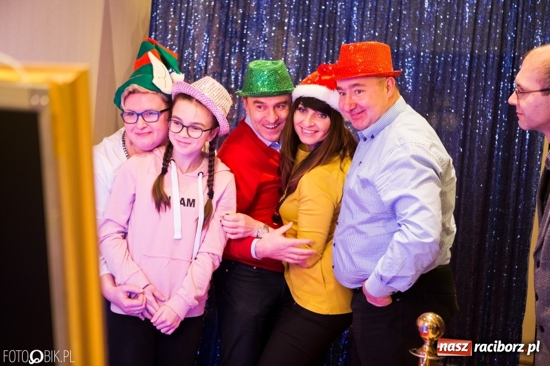 Zdjęcie w galerii na portalu naszraciborz.pl: 800-lecie! Co o nim wiecie? XVII Gwiazdka Serc za nami FOTOREPORTAŻ i WIDEO wiadomości z regionu