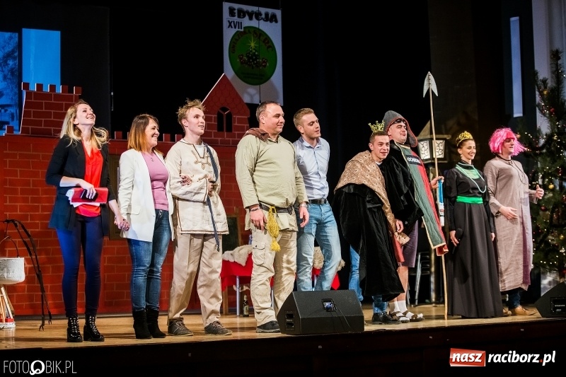 Zdjęcie w galerii na portalu naszraciborz.pl: 800-lecie! Co o nim wiecie? XVII Gwiazdka Serc za nami FOTOREPORTAŻ i WIDEO wiadomości z regionu